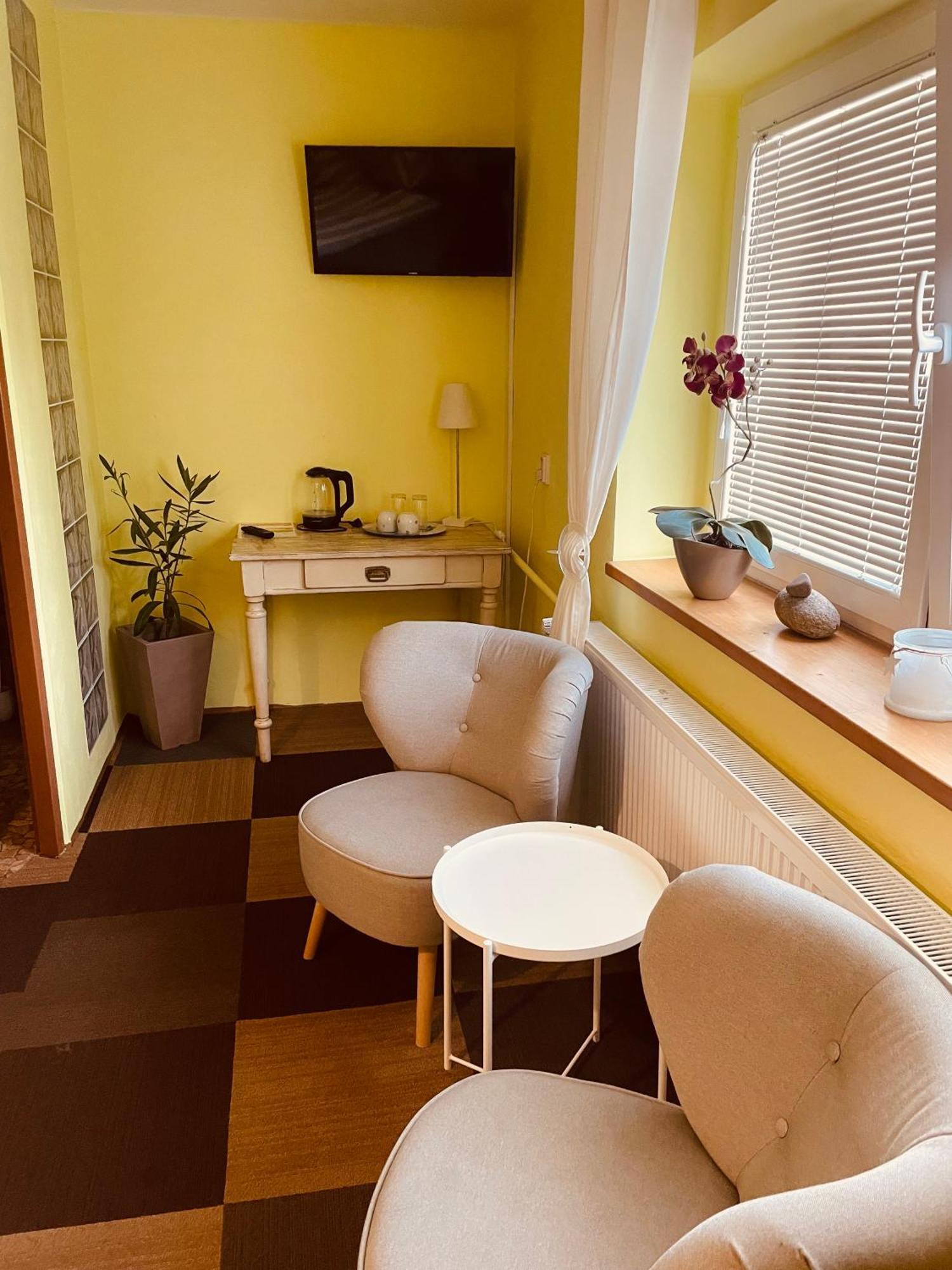 Agropension U háje Litomysl Bagian luar foto